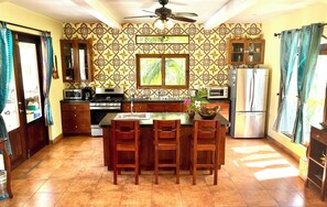 Kitchen Area Looking south