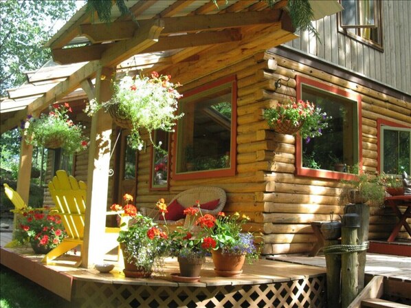Private and cozy with loads of outdoor living. 