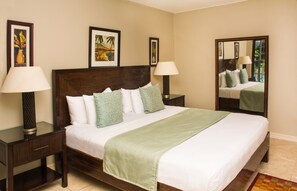 A fantastic King size Bed in a large bedroom