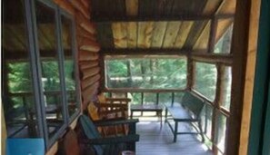 Screened in porch