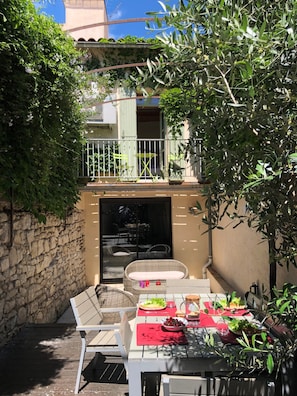 Restauration extérieure