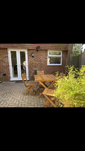 Private outdoor dining 