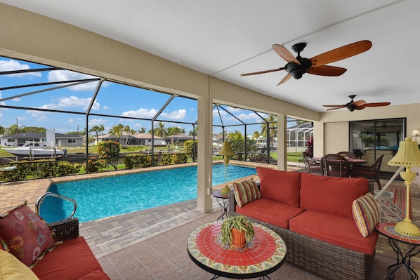 Cozy screened lanai overlooks the canal
