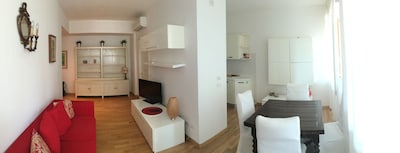 NEW beautiful apartment 650m from the Tower