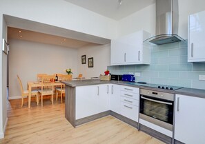 Spacious kitchen diner