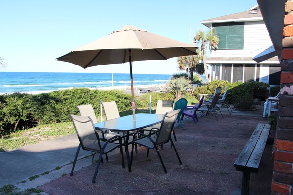 Dining beach front al fresco on back porch