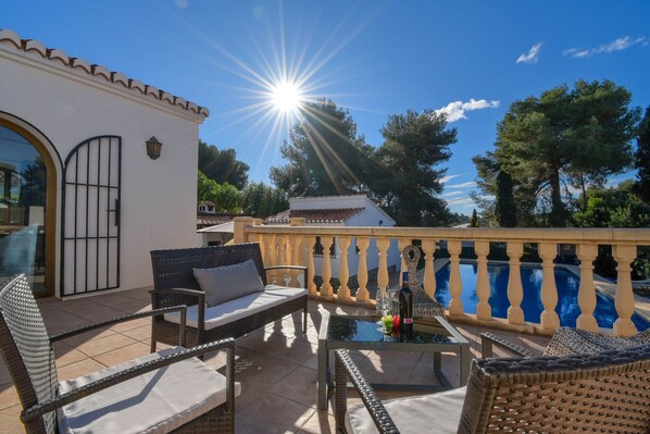 Balcony/ terrace