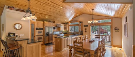 Gorgeous welcoming kitchen  fully stocked!  