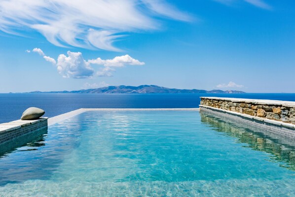 Private pool