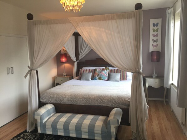 Master Bedroom with King Size double bed