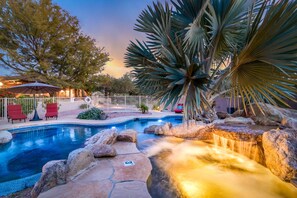 Bask in the allure of our beautiful pool, adorned with mesmerizing spa lighting and comfortable seating. Relaxation and luxury await. 🏊‍♂️💧🏖️ #PoolsideParadise