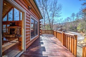 Come on in to Sunrise Ridge