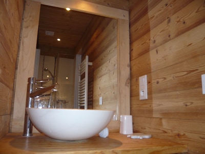 Beautiful apartment in chalet 2km500 la Clusaz, garden jacuzzi