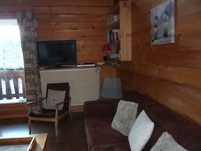 Beautiful apartment in chalet 2km500 la Clusaz, garden jacuzzi