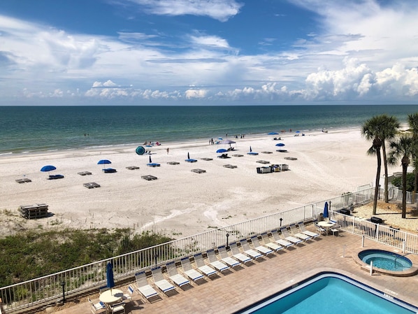View Of The Pool and Hot Tub, plus direct access to Indian Shore - View Of The Pool and Hot Tub, plus direct access to Indian Shores Beach! Crystal Clear water, Calm Waves, and Sandy Stretches of beach!