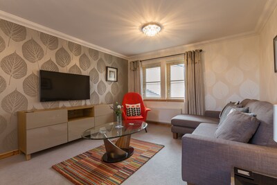 The Neuk, 2 Bedroom Apartment in Stunning Coastal Town Location.