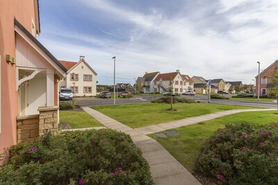 The Neuk, 2 Bedroom Apartment in Stunning Coastal Town Location.