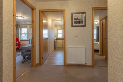 The Neuk, 2 Bedroom Apartment in Stunning Coastal Town Location.