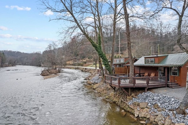 The only riverfront rental properties that are minutes from many attractions but still manage to keep the remote feeling!