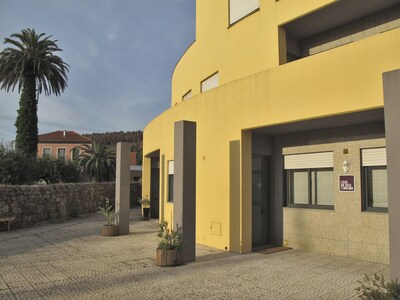 Casa da Vila Cerveira is an apartment, located 100 meters from the center. 