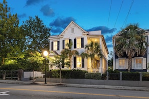 Sazerac: Newly Renovated Historic Treasure