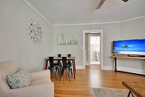 Living Room (1 of 2) with Dining for 4