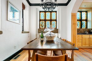 Tully Alley: Stunning home featured in NY Times!