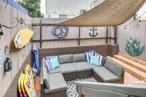 Furnished Patio