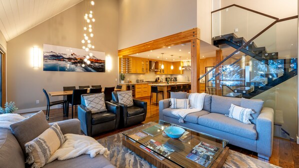 Main Floor - Living Room With Gas Fireplace