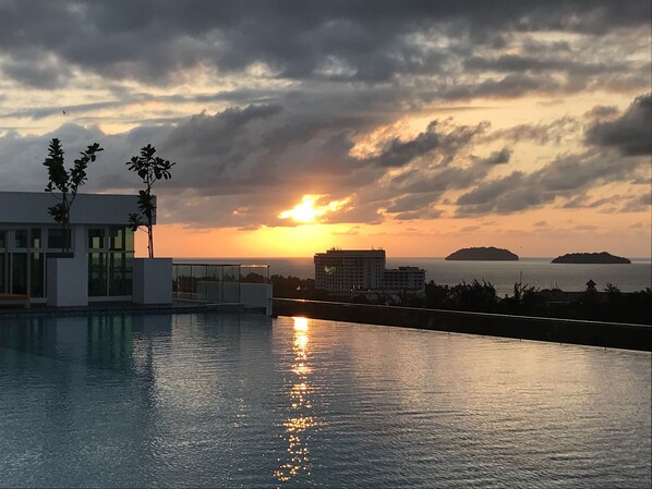 屋外プール
