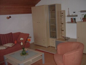 Ferienwohnung, 60 qm, 1 Schlafzimmer, Balkon-Wohnzimmer