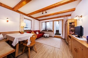 Ferienwohnung Unterberg 82 qm mit Balkon, 2 separate Schlafzimmer-unsere gemütliche Fewo Unterberg