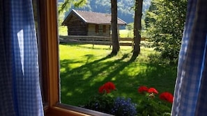 Ferienwohnung für 1-2 Personen, 48 qm, Wohnschlafraum, Terrasse, WLAN-Ausblick von der Küche