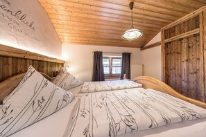 Ferienwohnung "Regina" 60 qm - 2 Schlafzimmer-Schlafzimmer