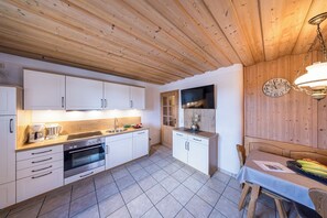 Ferienwohnung "Regina" 60 qm - 2 Schlafzimmer-Wohnküche