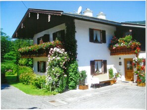 Ferienwohnung Haus Sonnhügel (DE Schönau am Königssee) - Wilke Marianne - 37618-Hausansicht