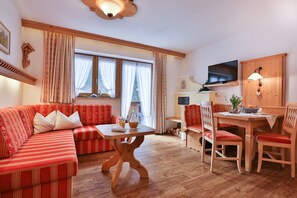 Ferienwohnung Watzmann, 1-2 Personen, 42 qm, Südbalkon mit Bergblick, W-LAN-Ferienwohnung Watzmann