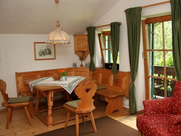 Ferienwohnung Nr. 3, 1-2 Personen, 50 qm-Wohnzimmer