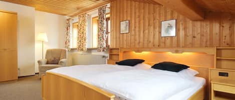 gemütliche Ferienwohnung für 1-4 Personen mit 2 Schlafzimmern (Wohnung 1)-Schlafzimmer