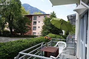 Ferienwohnung Mittendrin für 1 - 2 Personen mit Balkon, ruhig und zentral, 45 m²-Balkon