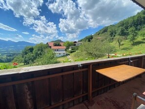 Ferienwohnung Alpenpanorama wahlweise mit 1 oder 2 Schlafzimmer, Balkon, 60 qm-Blick auf Brunn