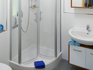 Ferienwohnung 36 qm mit separatem Schlafzimmer-Badezimmer Dusche/WC