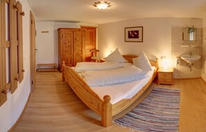 Ferienwohnung 4, 39 qm, 1 separates Schlafzimmer-Schlafzimmer