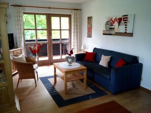 Ferienwohnung Nr. 18, 55 qm, 1-4 Personen, 1 Schlafzimmer, Balkon-Wohnbereich