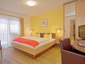 Ferienwohnung Grünstein, für 1 - 5 Personen, 70 qm, Terrasse-Fewo 4 Grünstein 2. Schlafzimmer