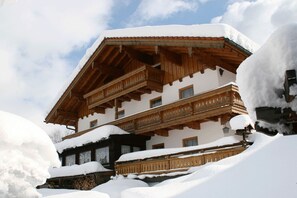 Ferienwohnung König (DE Berchtesgaden) - König Oswald - 14608-Hausansicht-Winter