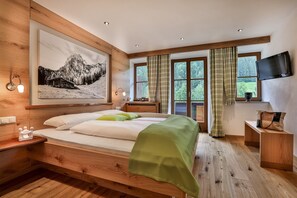Halsalm - 2-Zimmer Ferienwohnung, 2 Personen, 50 qm, Balkon, Küche-FeWo Halsalm - Schlafzimmer