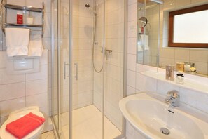 2-Raum-Ferienwohnung  42qm mit großem Balkon-Dusche