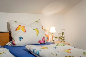 Ferienwohnung Kampenwand 55qm, 2 Schlafzimmer, Balkon-Schlafen und Träumen