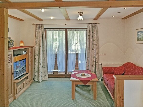 Ferienwohnung Nr.2, 30qm für 1-2 Personen-Wohnzimmer